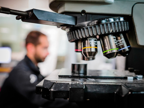 microscopio_carlo_1100-1024x720